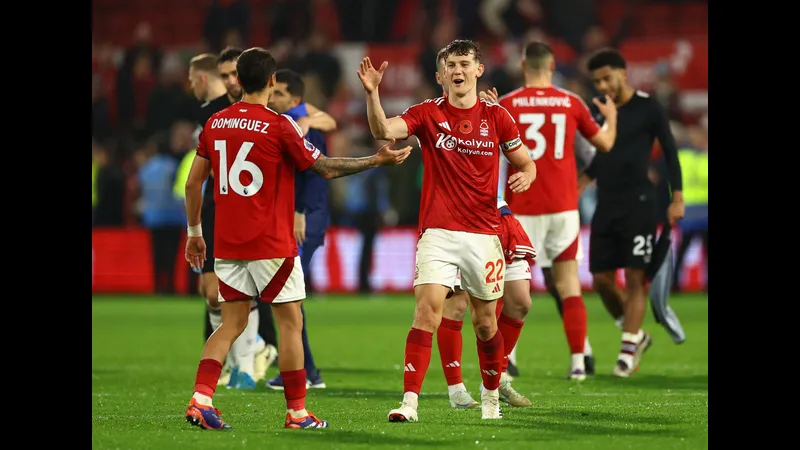 Trận đấu giữa West Ham và Nottingham Forest - "West Ham" vs